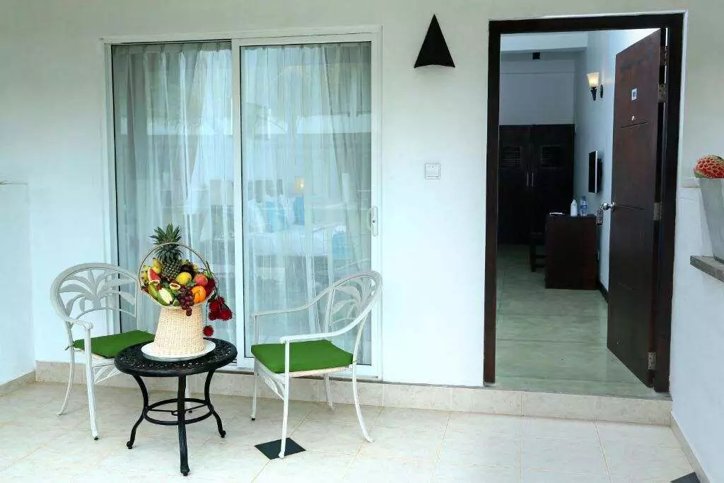 هتل کوکو رویال بیچ